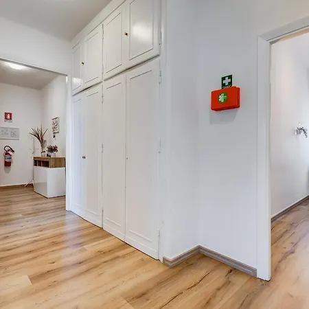 Joy House - Vaticano * Rome