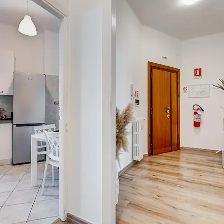 Joy House - Vaticano