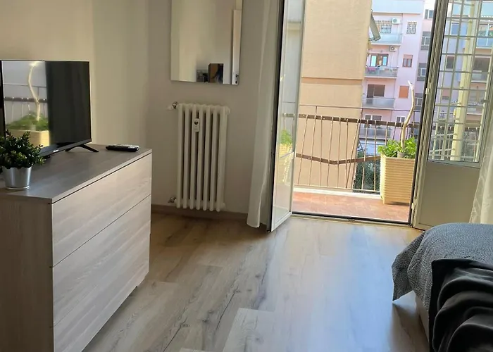 Joy House - Vaticano