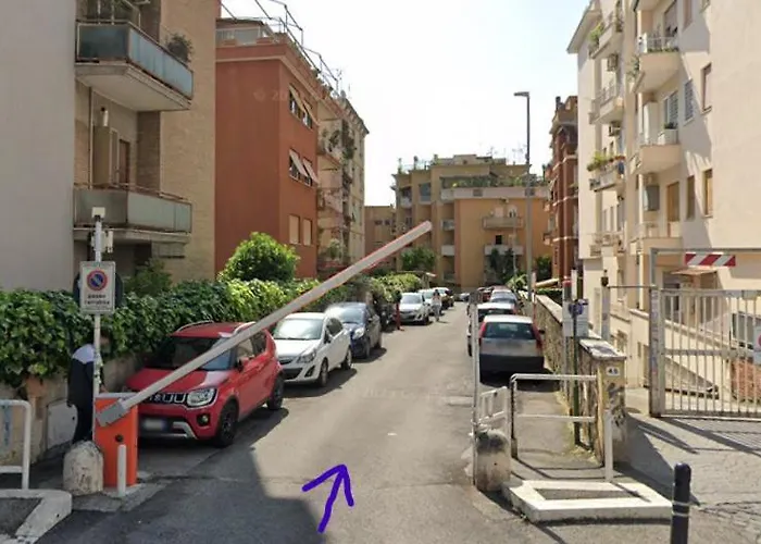 Joy House - Vaticano