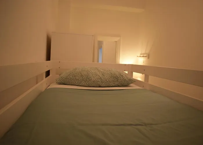 Joy House - Vaticano * Roma