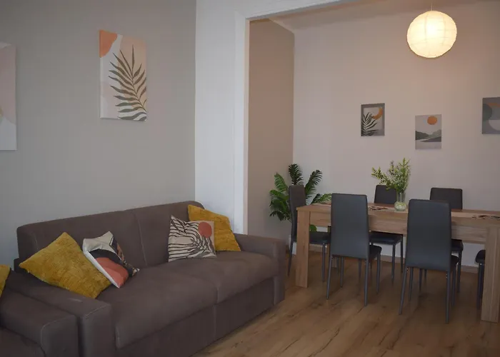 Joy House - Vaticano *